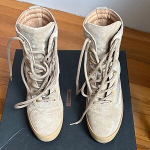 Yeezy season 3 Women’s Lace-Up High-Top Suede Boots — Tan hidden wedge heel sz9